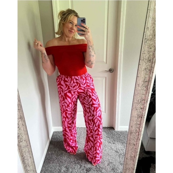 Women's Slim Fit Short Sleeve Off the Shoulder Top - A New Day™ Red L new - Picture 4 of 9